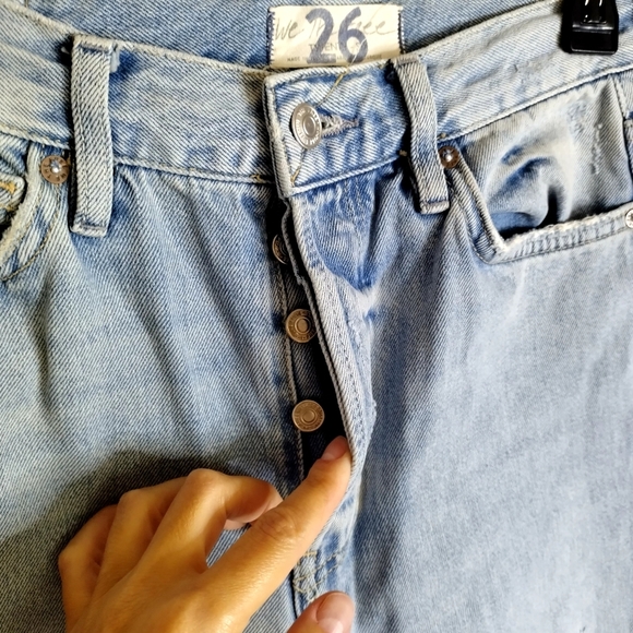 Free People we the free Lasso Jean in Foxtrot Light Wash Sz 26 - Picture 5 of 11
